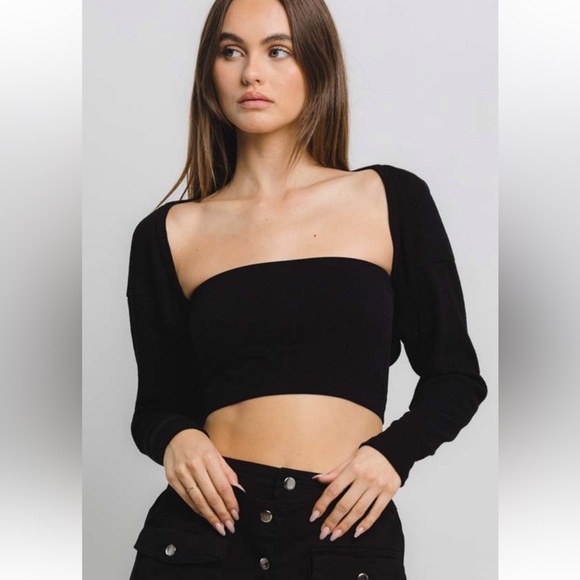 Boho Chic Black Shrug - Picture 1 of 3